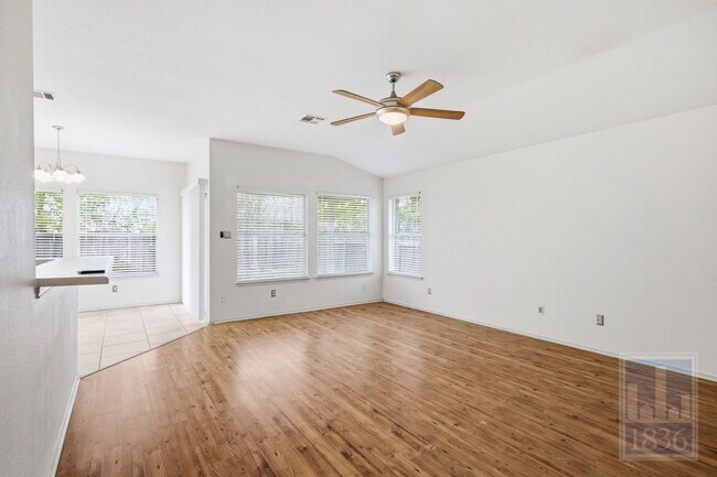 Building Photo - 17710 Limpia Creek Dr