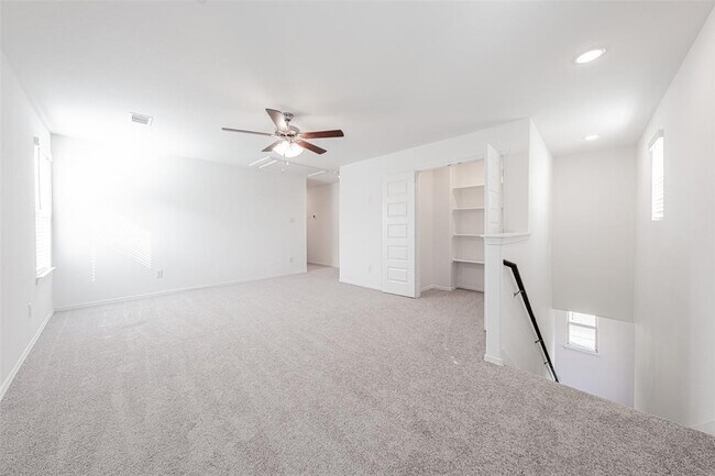 Building Photo - 5731 Tabula Rasa Dr