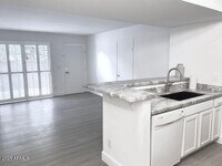 Building Photo - 2938 N 61st Pl