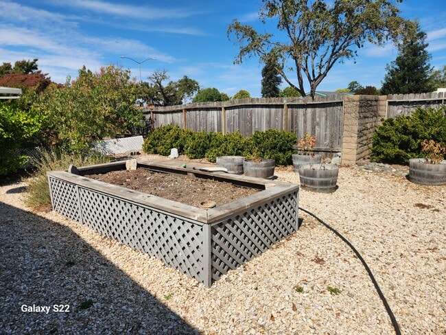 Building Photo - Charming 2-bedroom, 2- bathroom, mobile ho...