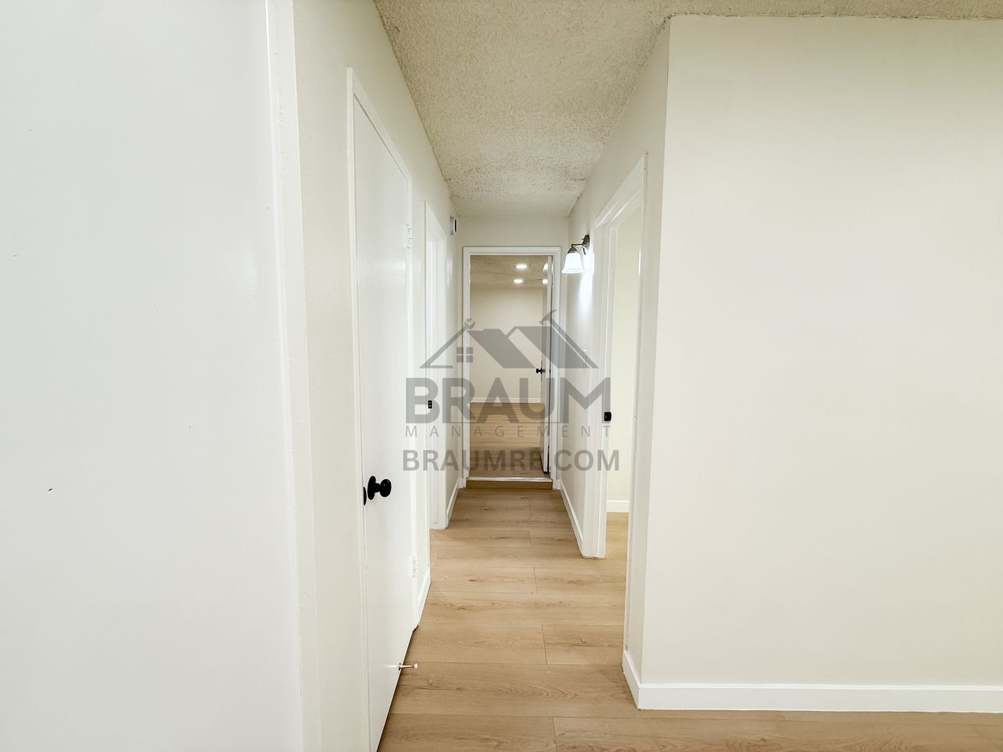 Building Photo - 5461 Kester Ave