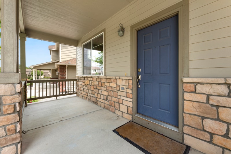 Building Photo - 7 Triangle Dr