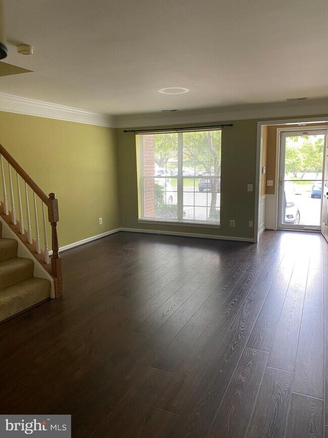 Building Photo - 46860 Clarion Terrace