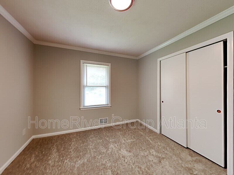 Building Photo - 3820 Tommy Dr