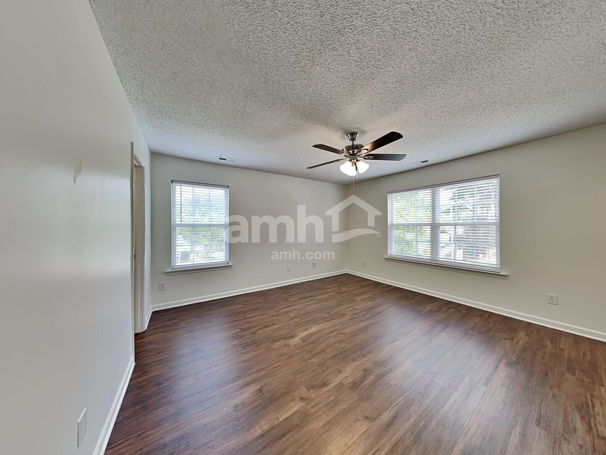 Building Photo - 3100 Marcony Way
