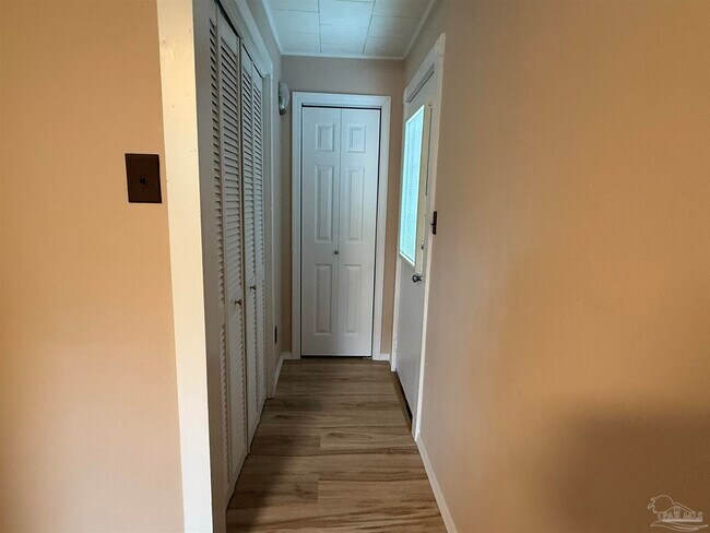 Building Photo - 1310 El Dorado Dr