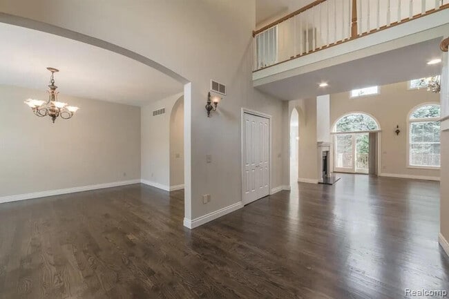 Building Photo - 1591 Eagle Trail