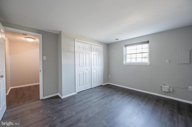 Building Photo - 10716 Cordage Walk