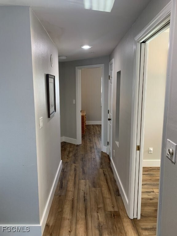 Building Photo - 1925 Clifford St