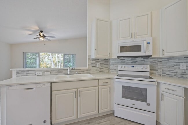 Building Photo - 172 Jones Creek Dr