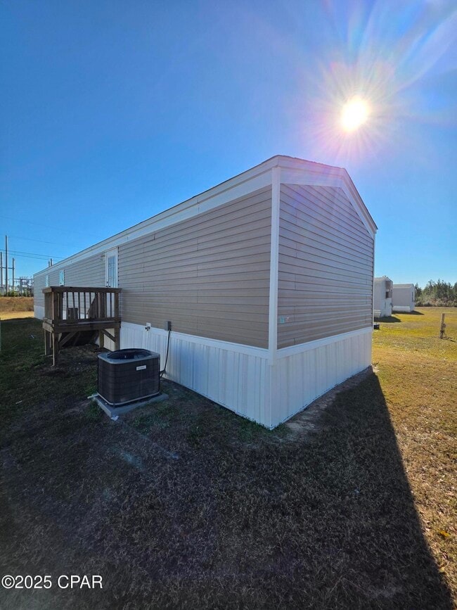 Building Photo - 5921 Nadine Rd