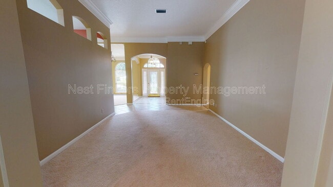 Building Photo - 11861 Lake Fern Dr