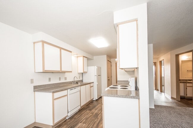 Interior Photo - River Crest