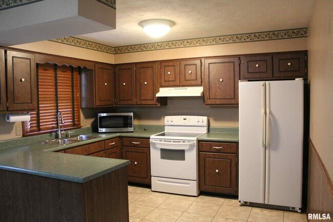 Building Photo - 15047 N Seagull Ln