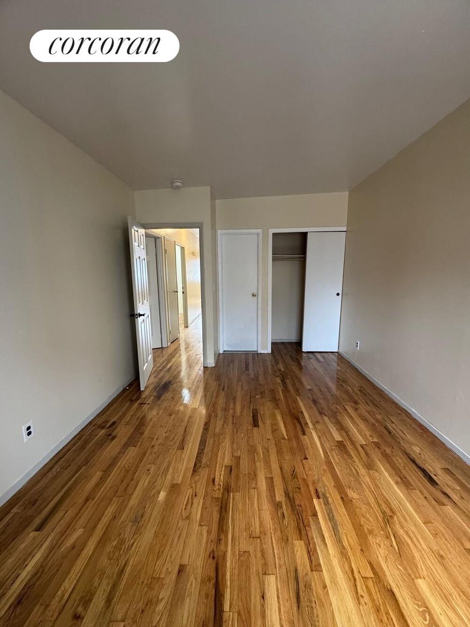 Building Photo - 651 Evergreen Ave