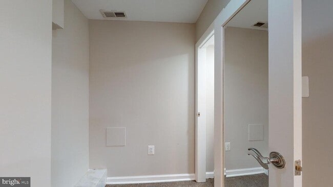 Building Photo - 4208 New Hampshire Ave NW