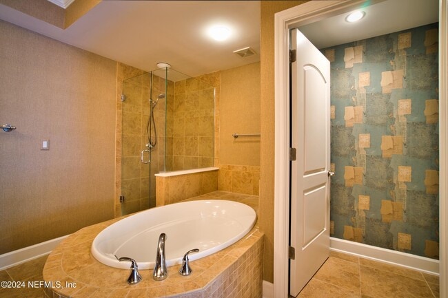 Building Photo - 525 3rd St N