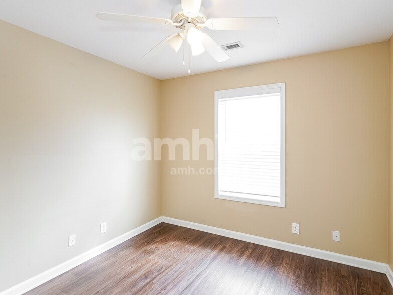 Building Photo - 1740 Ridge Runner Ct