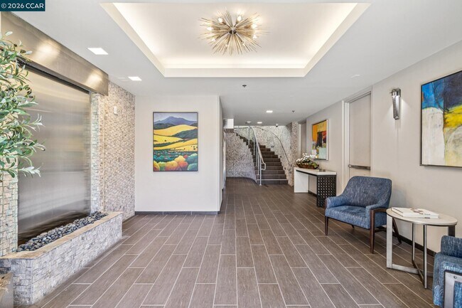 Building Photo - 1756 Cole Ave