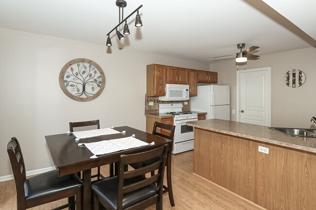Building Photo - 1272 Silk Oak Ln