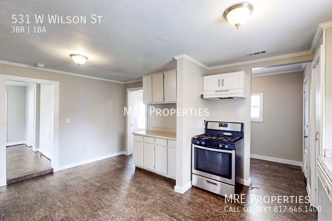 Building Photo - 531 W Wilson St