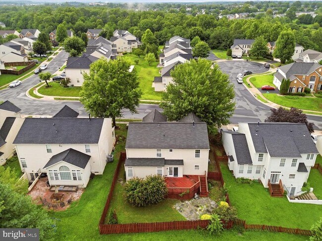 Building Photo - 10545 Turning Grass Way
