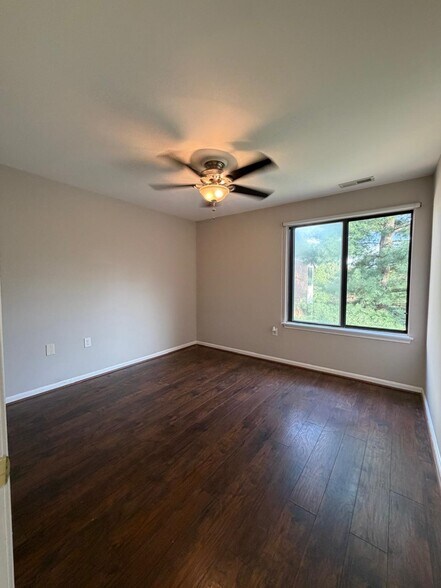 Building Photo - 1111 Castle Harbour Way