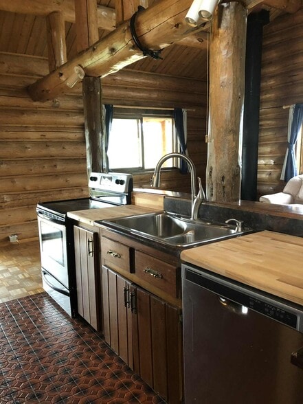 Main Floor Kitchen - 2115 Ridge Ranch Rd