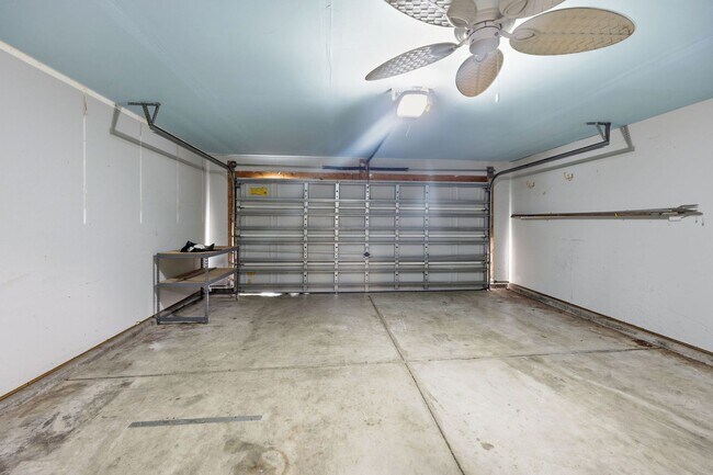 Building Photo - Comfortable 3BR Ranch with 2-Car Garage in Northwoods Pointe