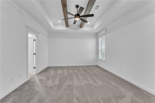 Building Photo - 2401 Abbott Ln