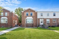 Building Photo - 1380 Wentworth Ave