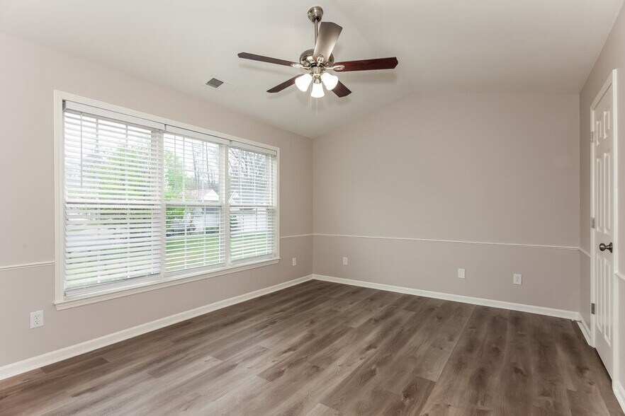 Building Photo - 7350 Balancing Rock Ct