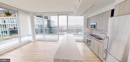 Building Photo - 1201 Half St SE