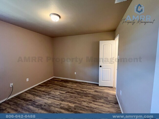 Building Photo - 7410 5th St