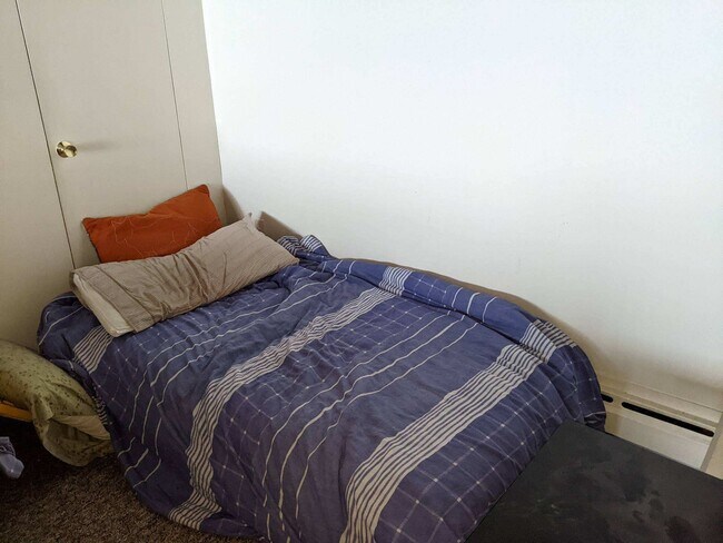 Building Photo - 1025 Arbordale St