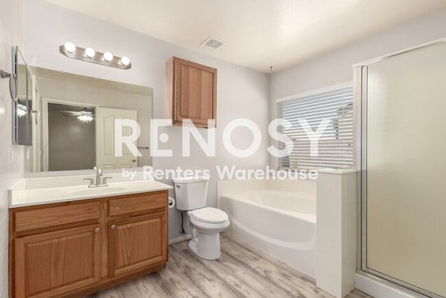 Building Photo - Ideal 3 Br 2 Ba 2 Cg Home Near Loop 303 & Greenway in Surprise!