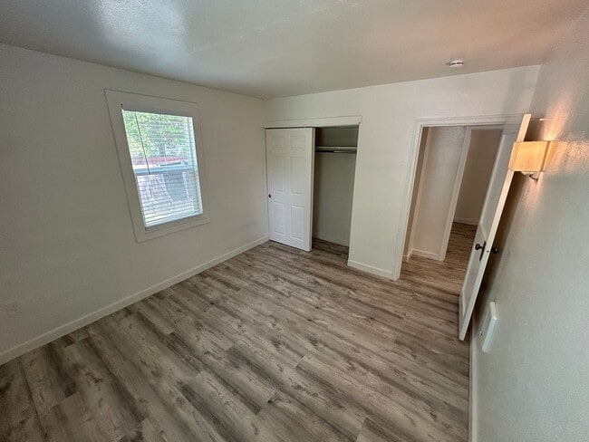 Building Photo - Cute 3 Bed, 1 Bath Home in Sunset Hill!