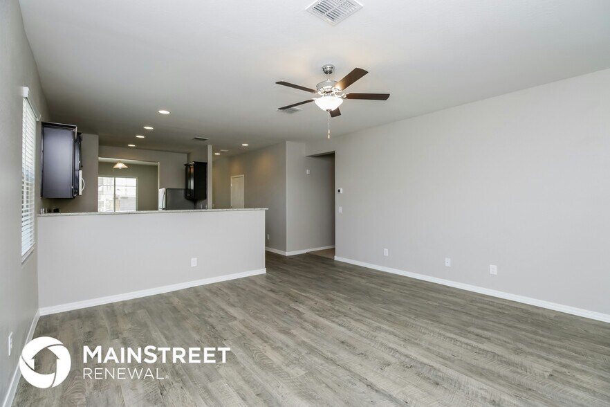 Building Photo - 19388 N Pietra Dr
