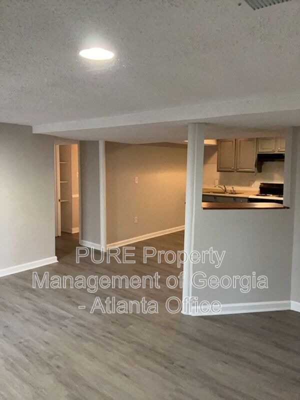 Building Photo - 2190 Kennesaw Due West Rd NW