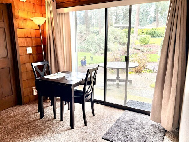 Building Photo - Cozy & Private Fircrest Unit with Garden Space