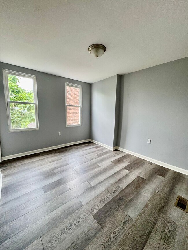 Building Photo - Anika Homes 3 Bedroom