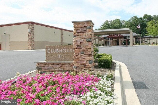 Building Photo - 3310 N Leisure World Blvd