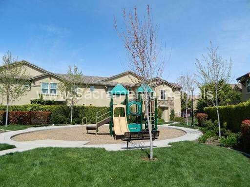 Building Photo - Very Nice North Natomas 2bd/2ba Condo with...