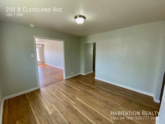Building Photo - 200 N Cleveland Ave