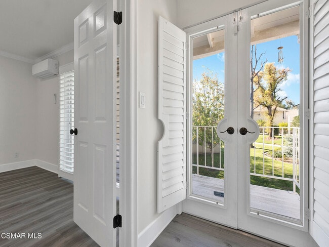 Building Photo - 3811 Lake Harbor Ln