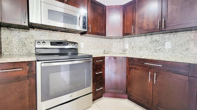 Building Photo - 5320 W 26th Ave