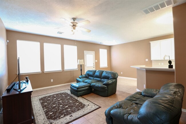 Building Photo - 17511 Bering Bridge Ln