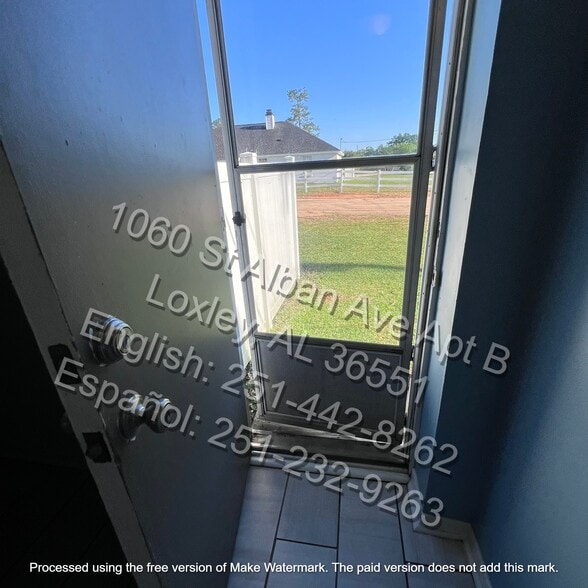 Building Photo - 1060 W Saint Alban Ave