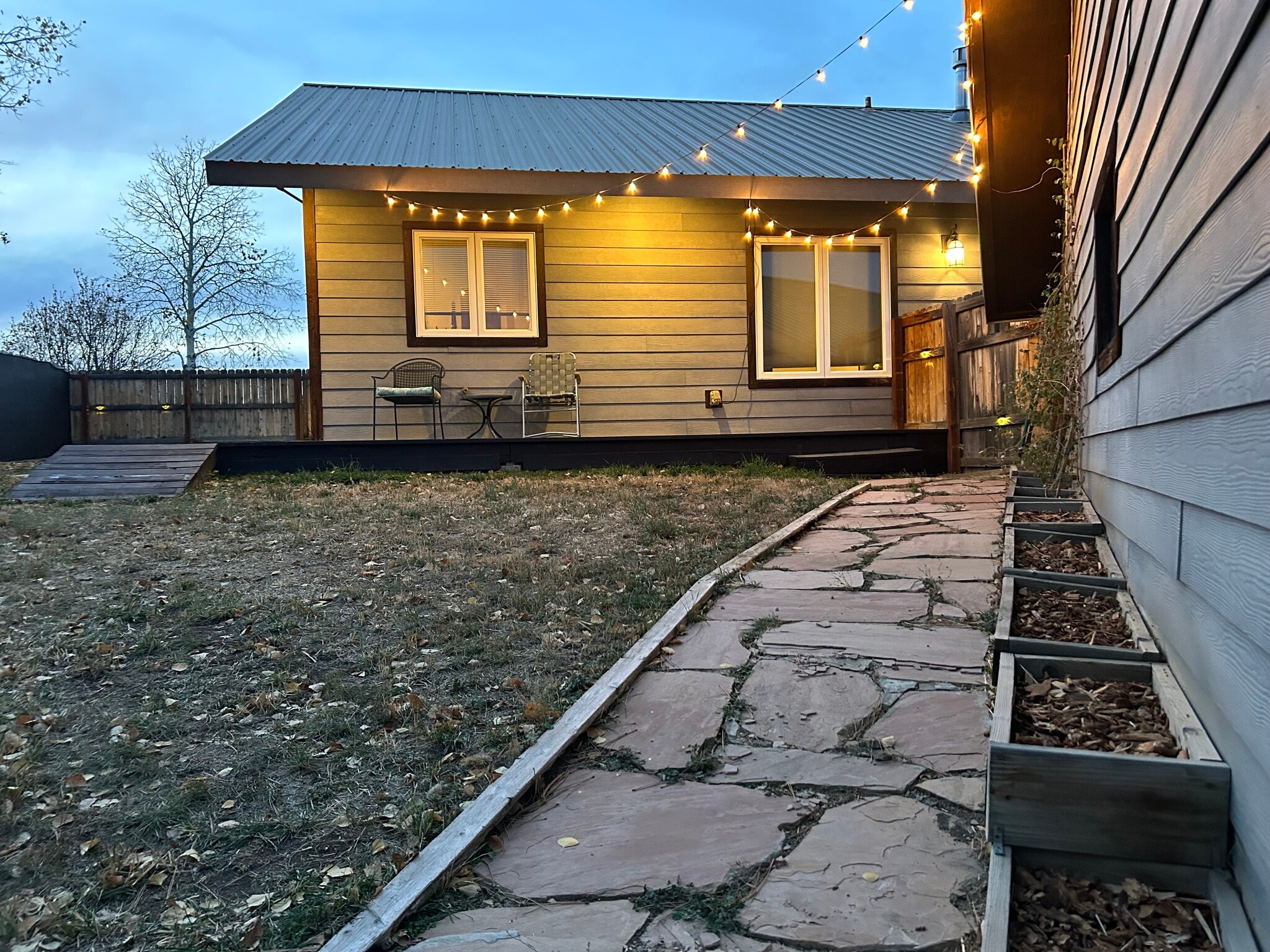 Building Photo - 70 Gila Dr