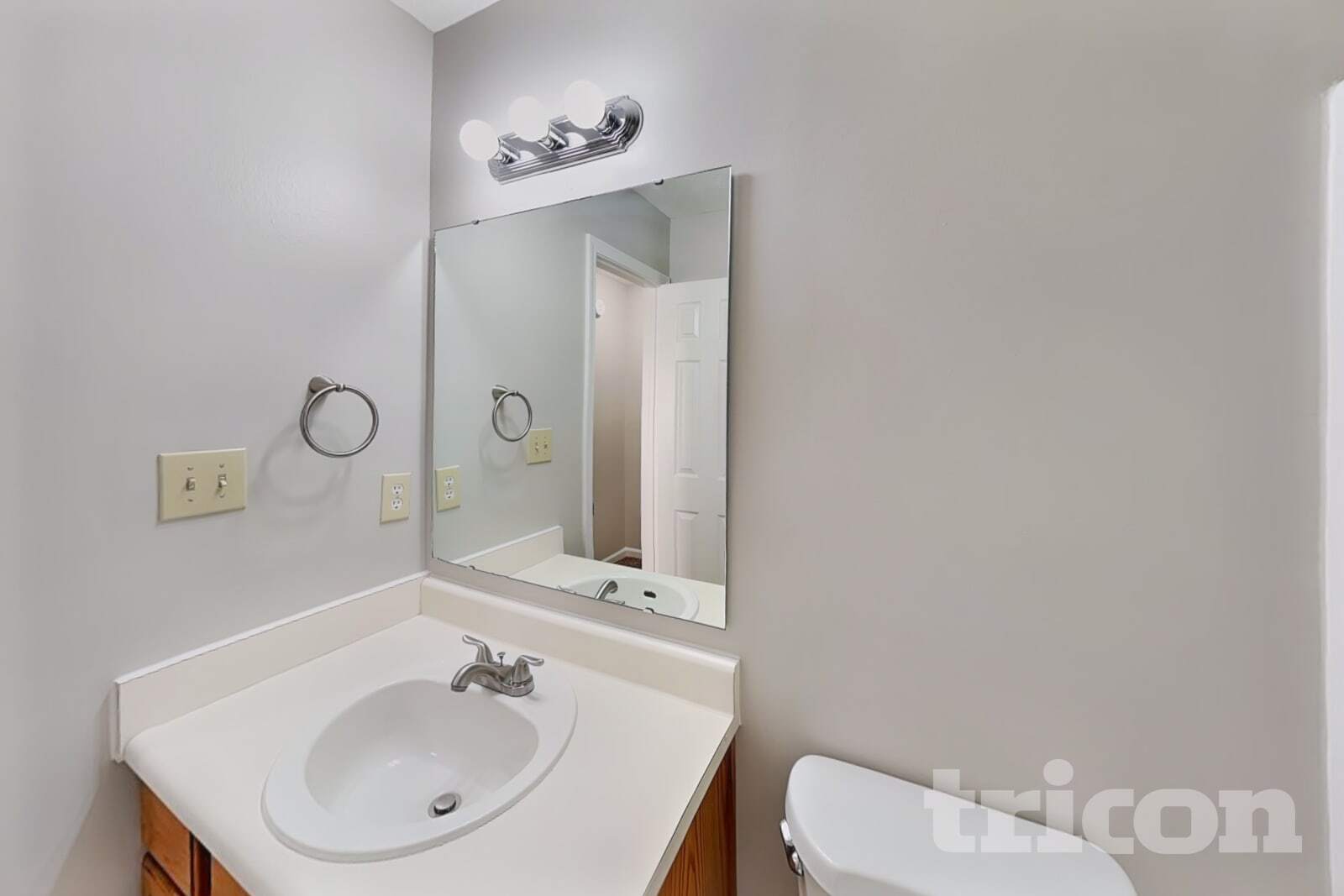 Building Photo - 1809 Woodstream Ct